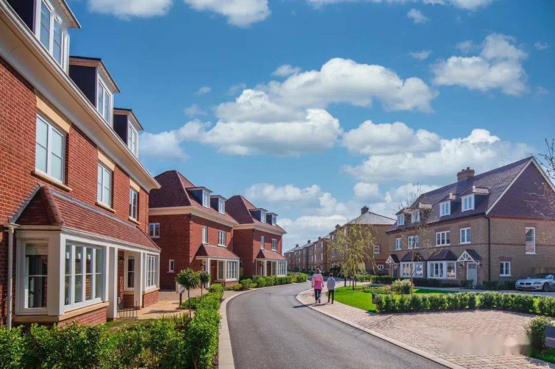 总价0590万起伦敦带院子的大别墅来了