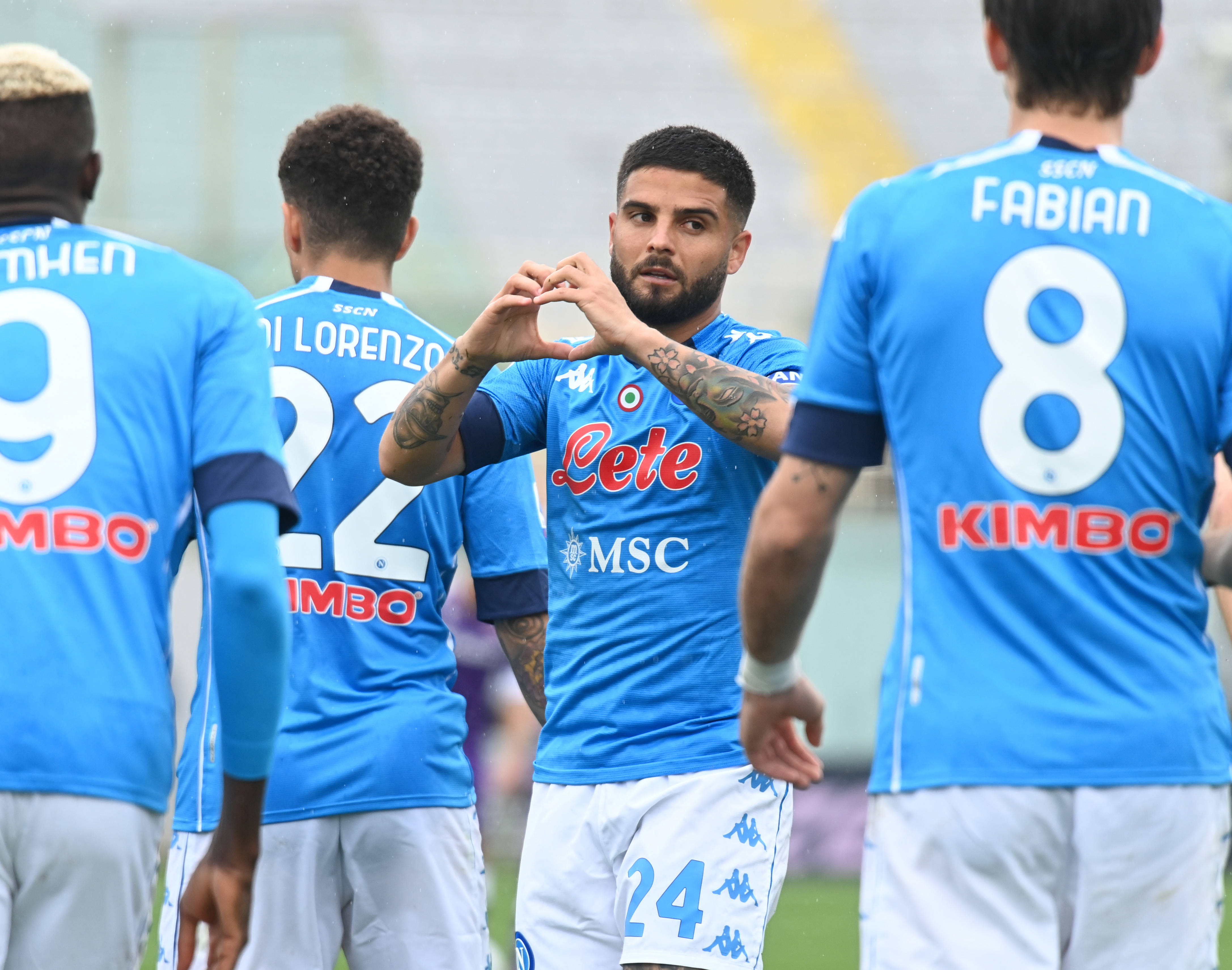 足球——意甲:那不勒斯胜佛罗伦萨