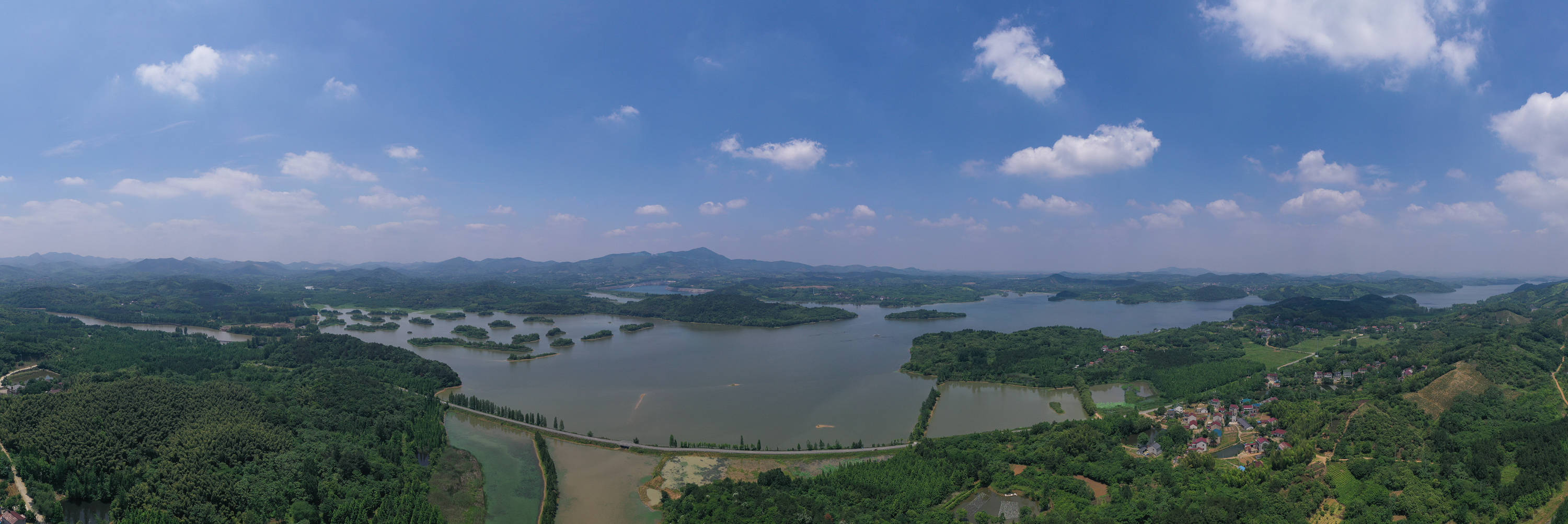 储能为发展增绿5月17日拍摄的江苏溧阳天目湖景色(无人机全景照片)