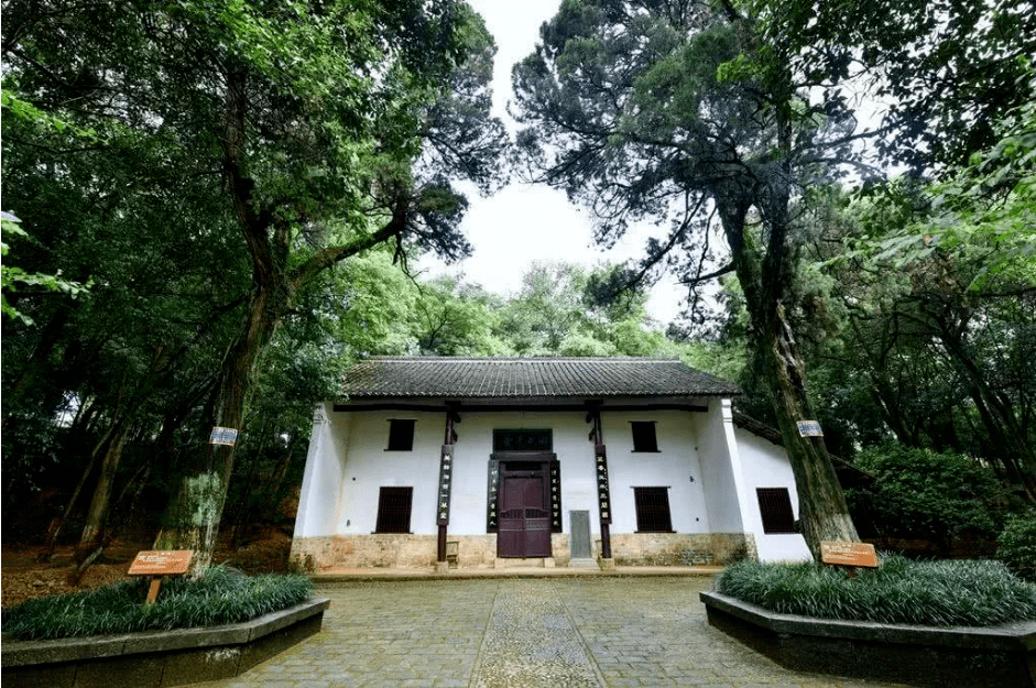 罗荣桓故居(4a)——唐群英故居(3a)——夏明翰故里生态文化旅游区
