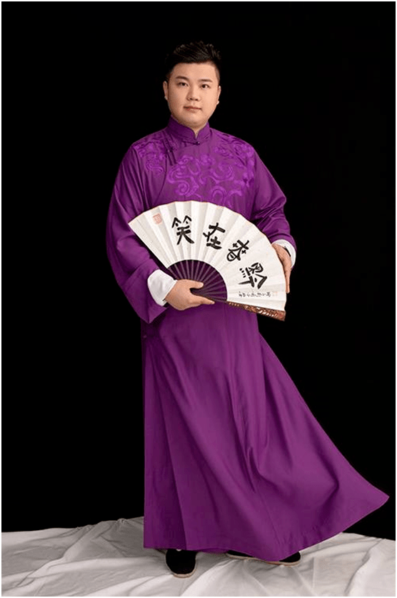 高振洋高振洋春黔社相声演员,春黔社创始人之一.