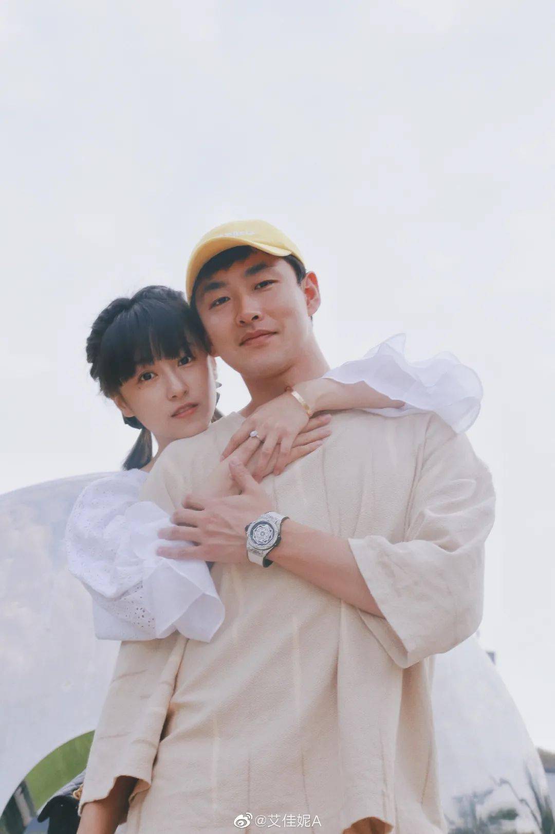 从校服到婚纱,他们今天领证了!_王彦霖