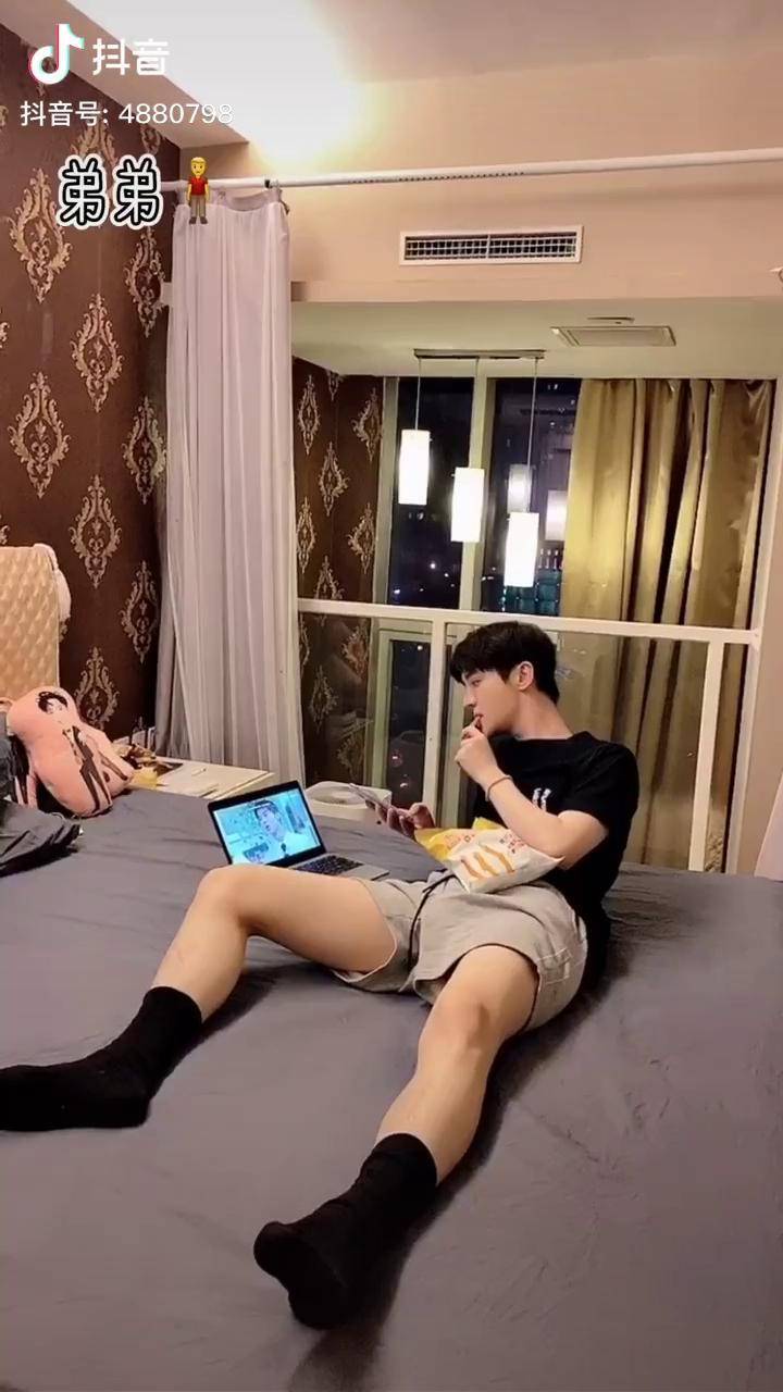 你们来数数我一共喘了多少口气少了多少钱蛋总