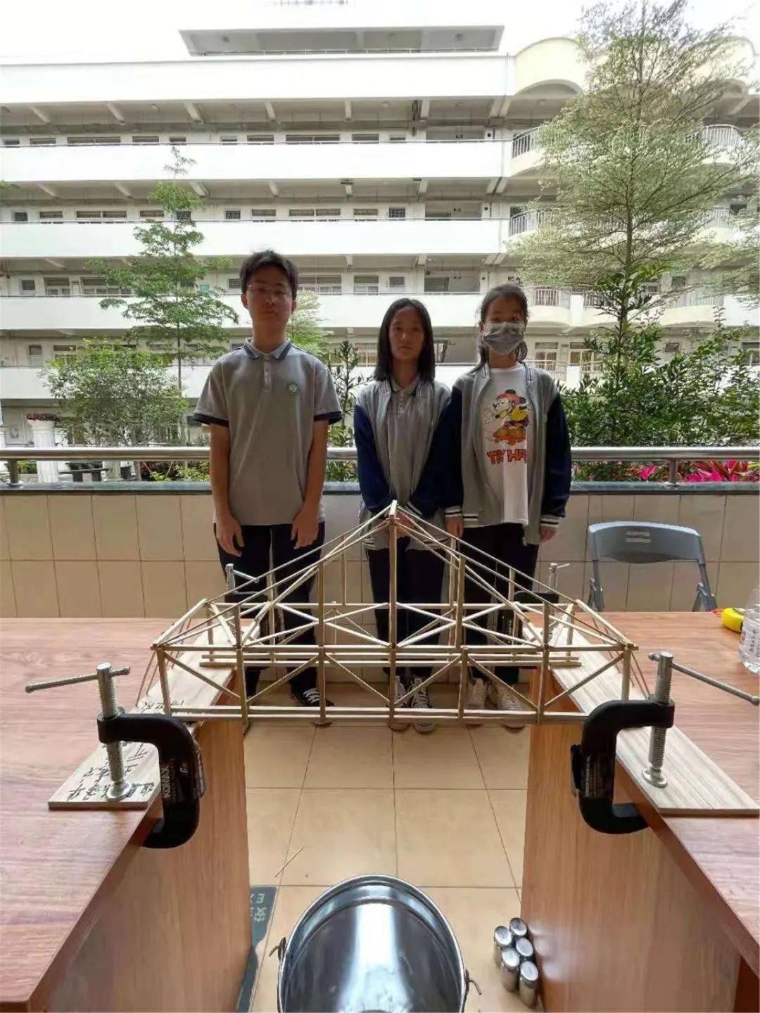 奇思妙想激潜力团队协作出精品东南大学结构创新竞赛中学趣味加载组