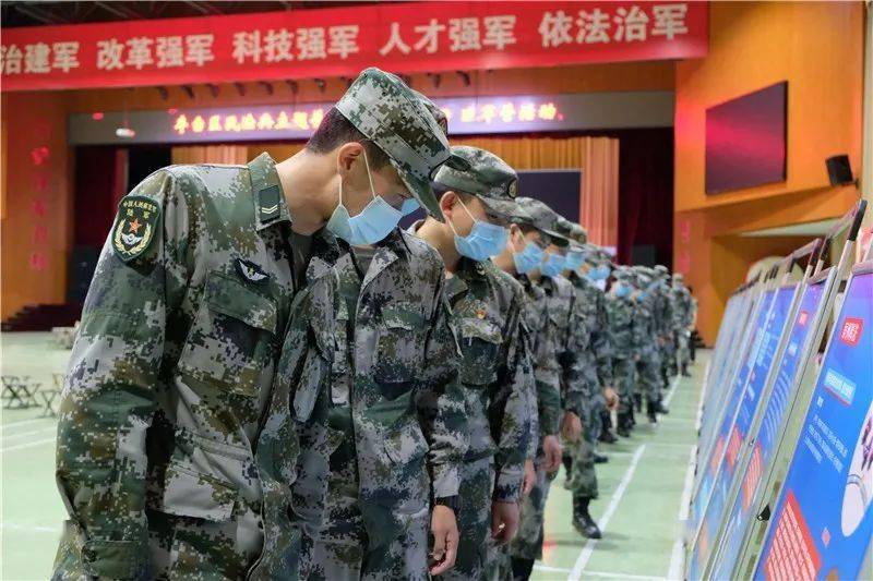 普法暖军心助力法治军队建设丰台区民法典普法话剧爱法进军营