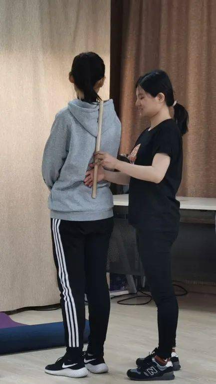怎么知道自己的体态有什么问题 b8a71cbcaafb4a9fa8fa5820147ac944.jpeg