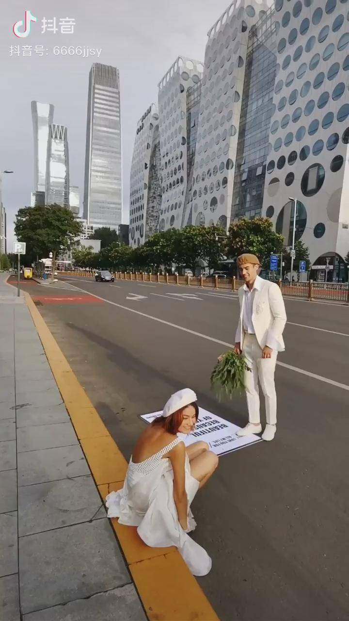 莎莎努尔又来公款拍照啦莎莎-kawsarayy 努尔ziyat