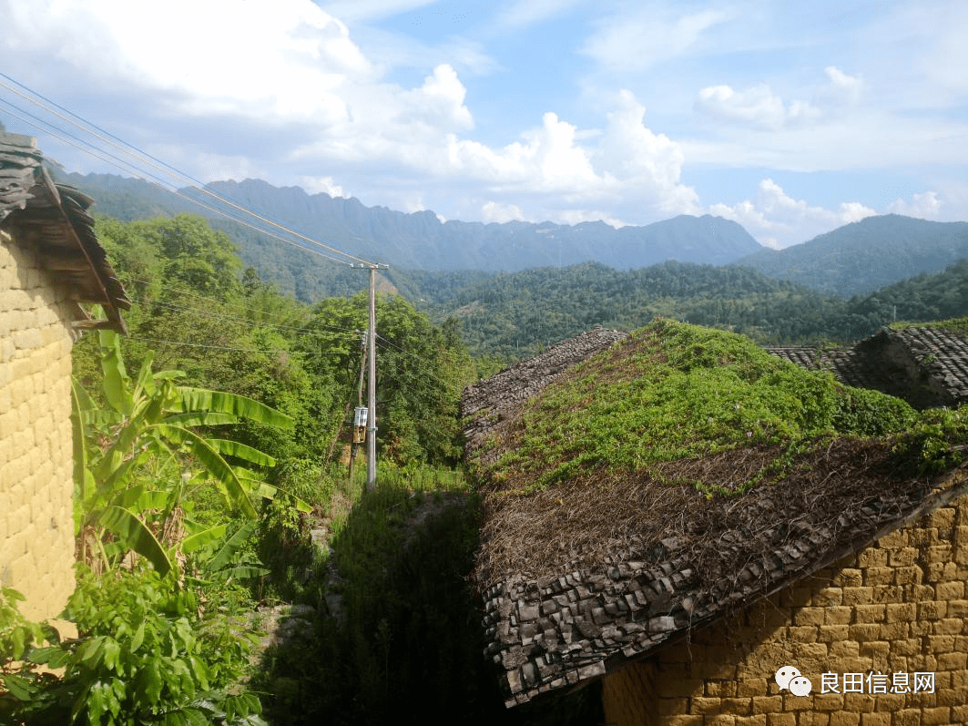 揭西走进黄泥溜旁边就是良田乡著名景点百丈礤瀑布和地质奇观冰臼群