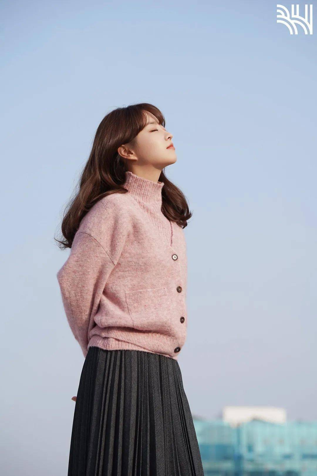 单眼皮矮个子,她凭什么成了韩国男神收割机?_朴宝英