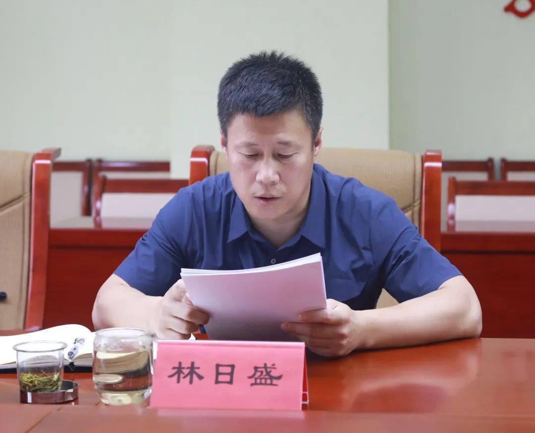 海淀街道党工委书记齐明军,办事处主任李博,办事处副主