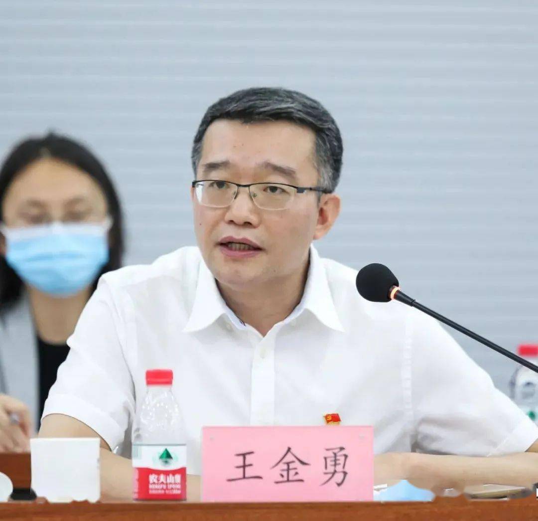 市科委中关村管委会组织党员干部赴中国科学院与两弹一