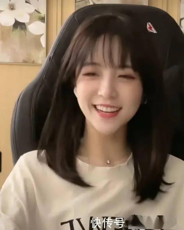 还记得被封的莉哥么还清两亿违约金后重新复出大变脸让人失望