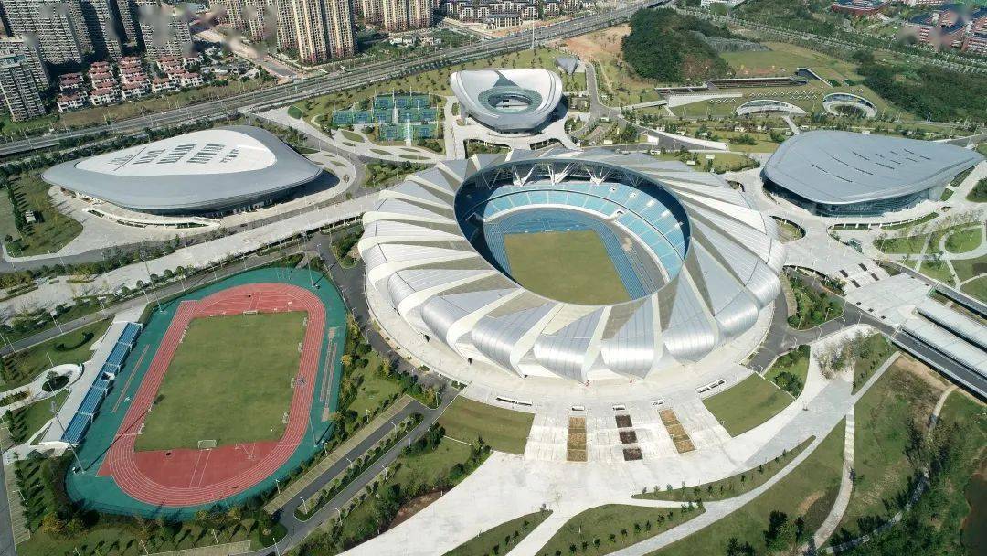 宜昌奥林匹克体育运动中心一期工程由场馆区,奥体公园及商业服务配套