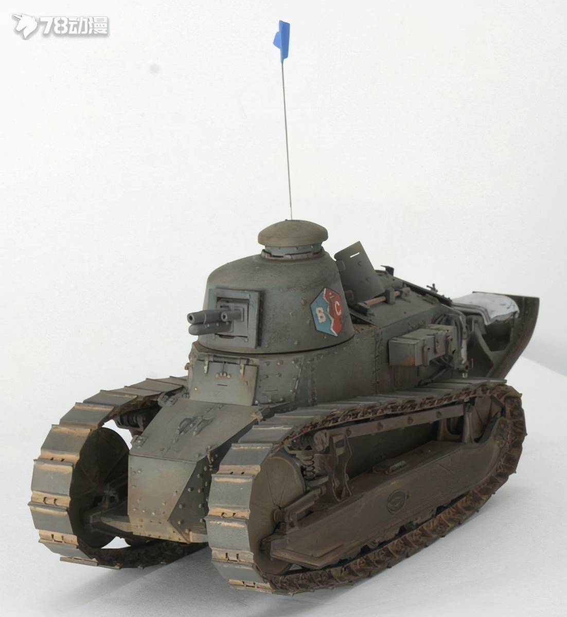 模玩秀少女与战车bc学园旗车雷诺ft17