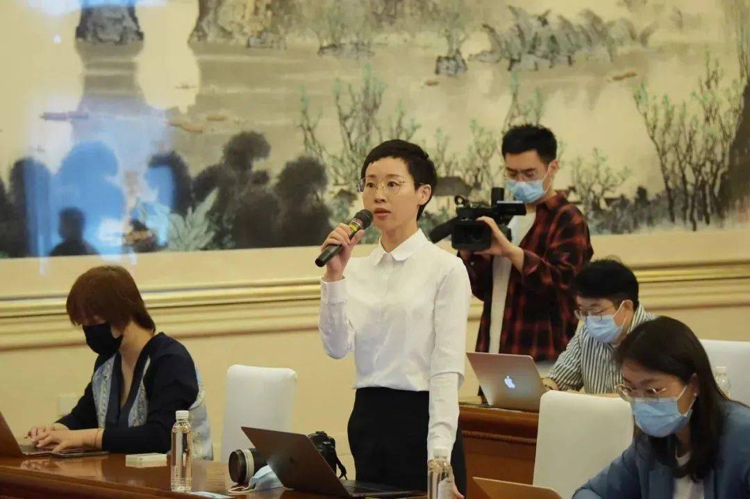 管理局集中打击妨害国(边)境管理犯罪专项斗争新闻发布会实录_曲云海