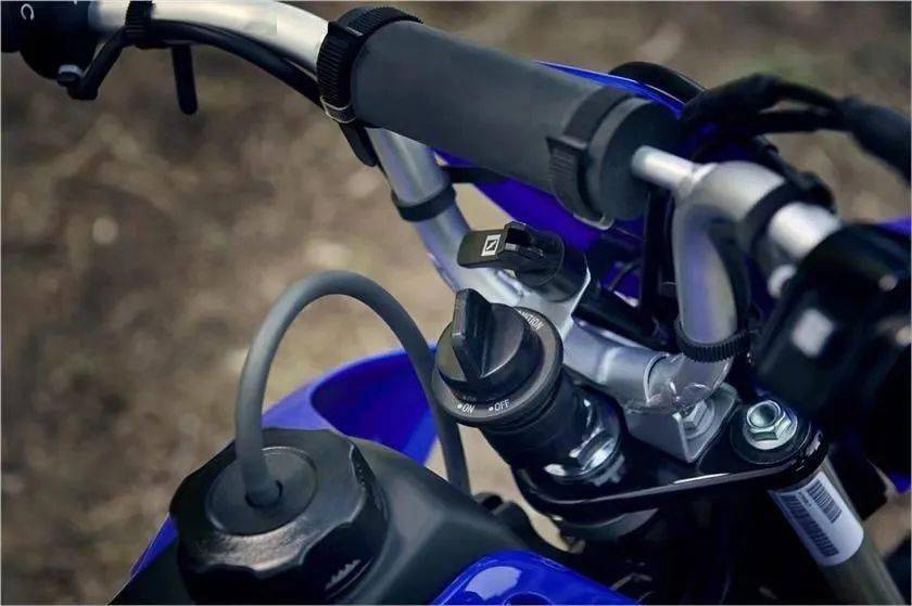 雅马哈发布TTR50儿童越野车..._摩托车