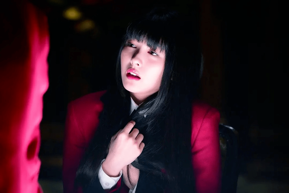 夏布洛尔会有《美丽的折磨》和《女人韵事》.