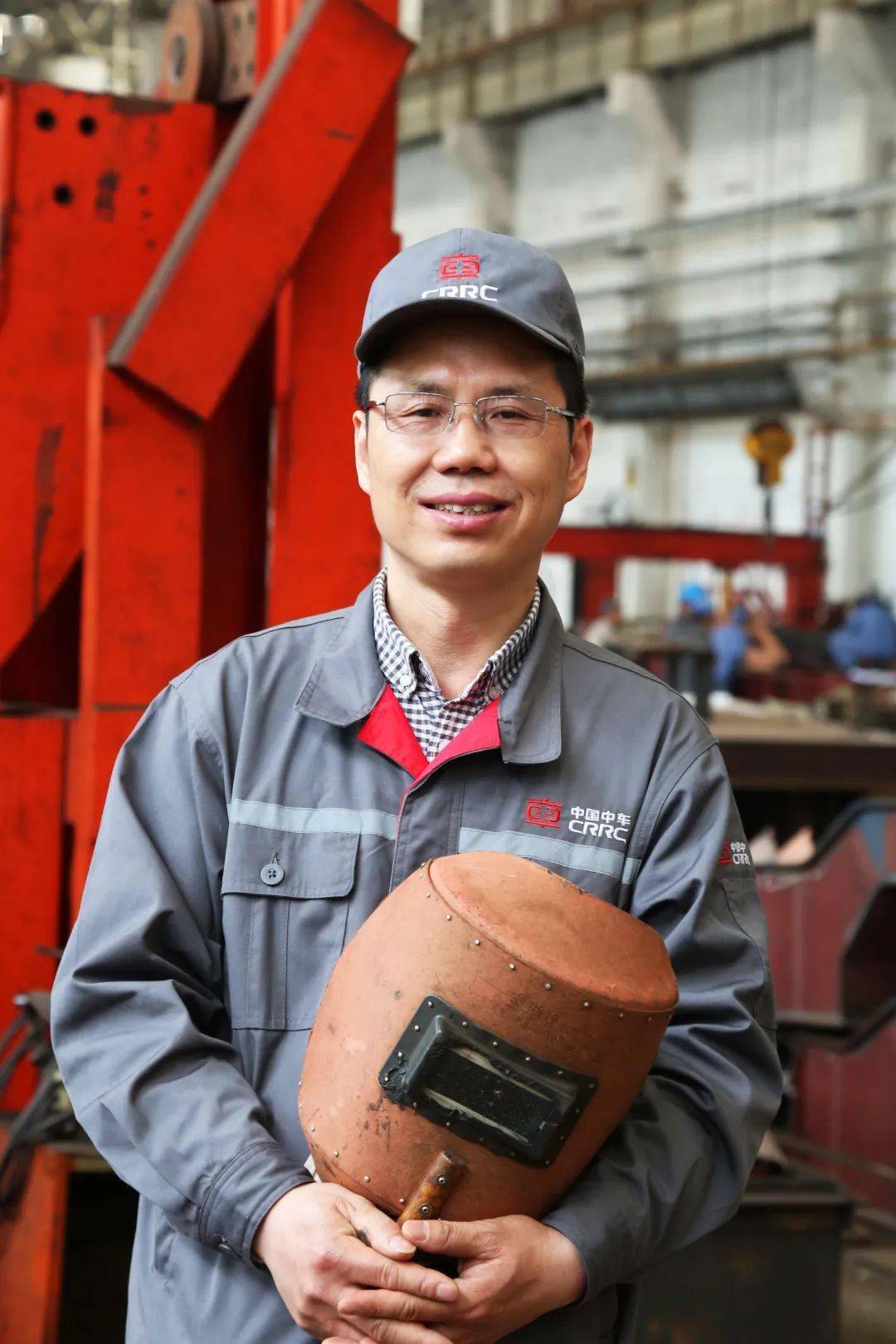 新时代铁路榜样丨张忠苦脏累岗位走出的国际大师