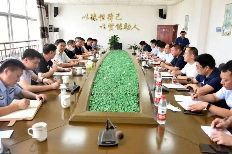 关于高考备考工作县委书记何善锦强调