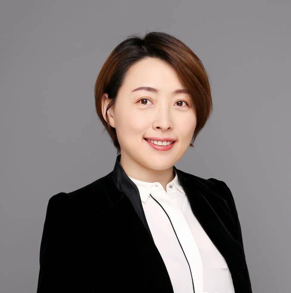 张金华南京驯鹿医疗技术有限公司董事长资深证券律师,具有20年企业