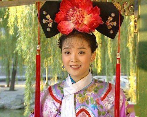 撞脸贾玲?王艳再演“晴儿格格”,脸部松垮浮肿