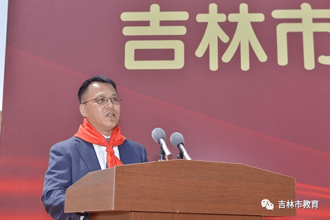 简俊峰在致辞中表示,将高起点,高品位推进项目建设,在做好疫情防控