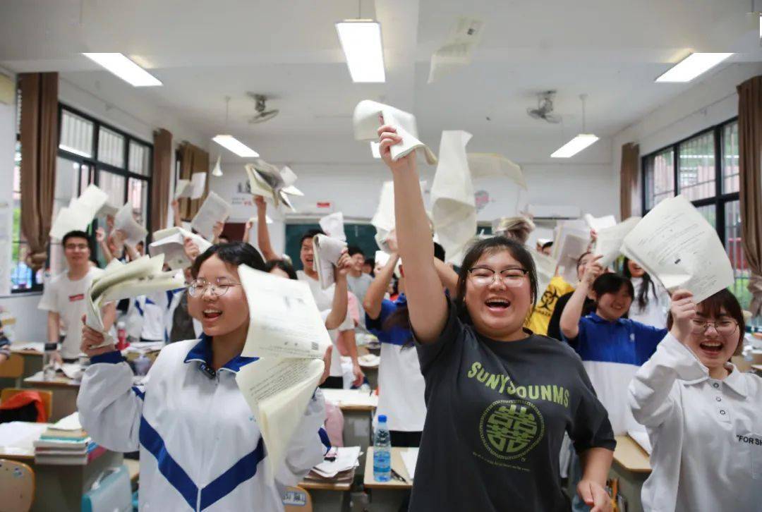 明日高考一组照片带你走进宁乡高三学子的备考现场