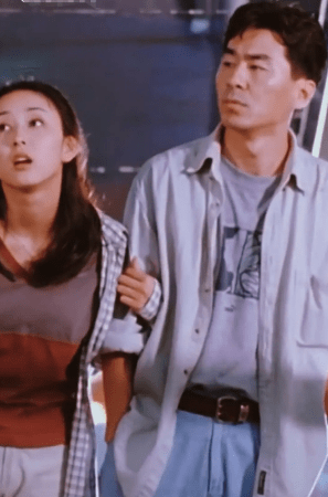 蒋勤勤14岁大儿子正面照曝光,皮肤黝黑身高优越