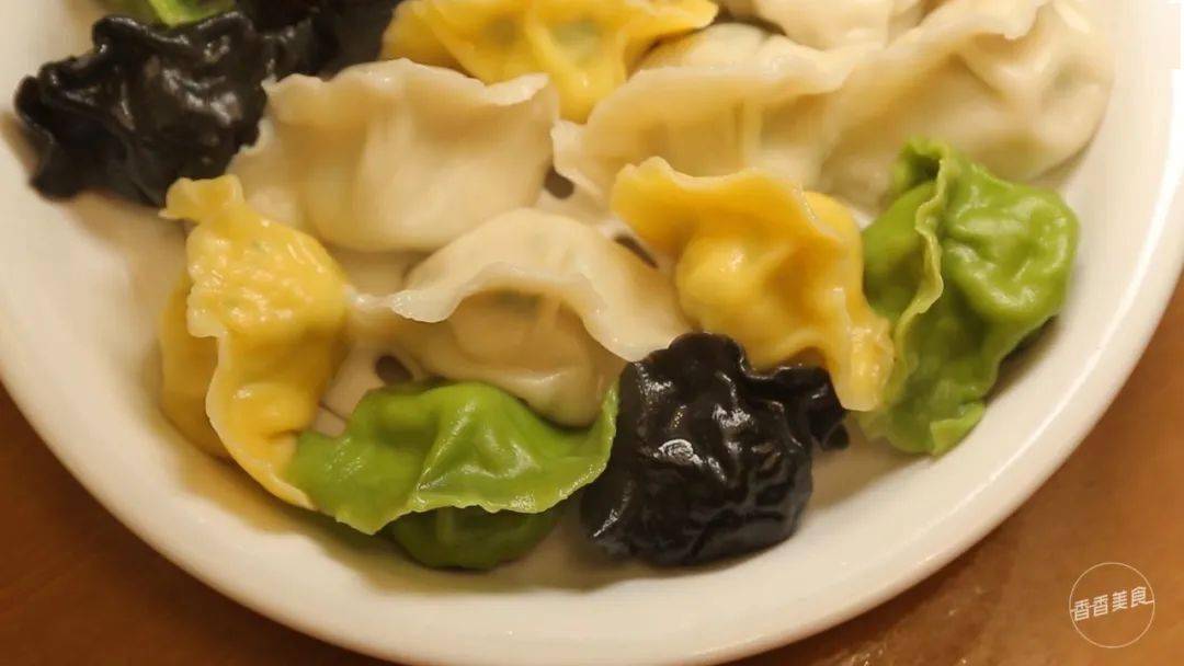 人均海鲜消费_海鲜大餐图片(2)