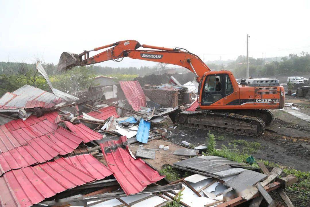 西安區這裡的違法建築被拆除