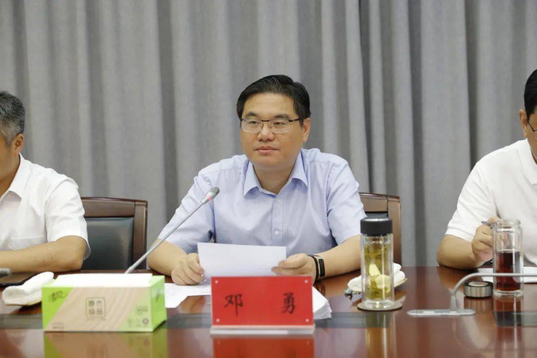 县委第十三轮巡察书记专题会召开