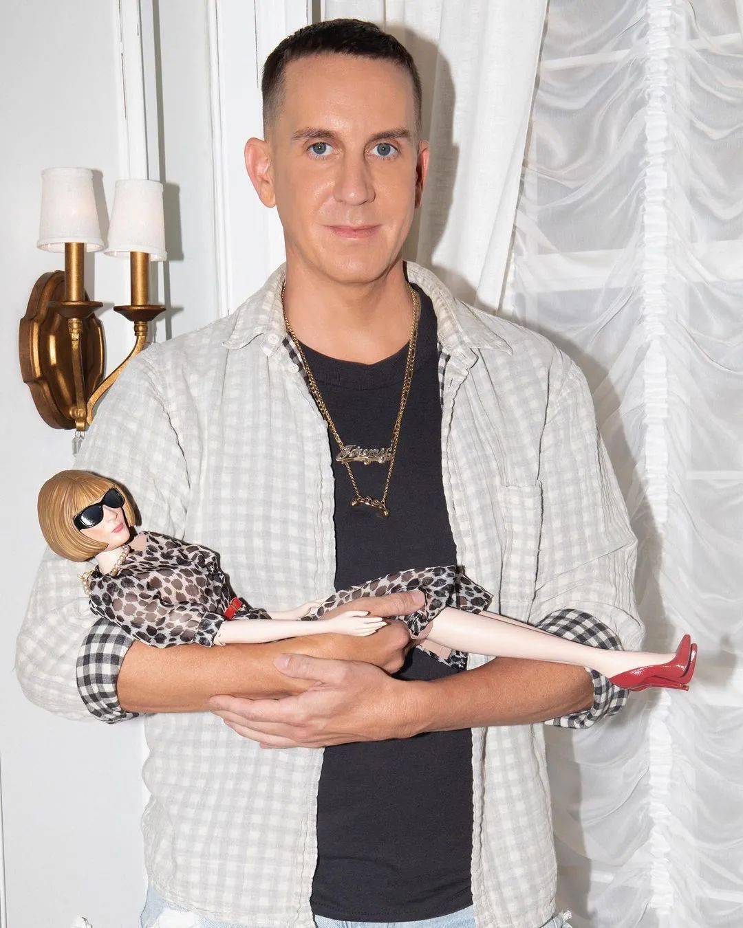 那位让a$ap rocky痴迷的男人带回了我们的青春_scott