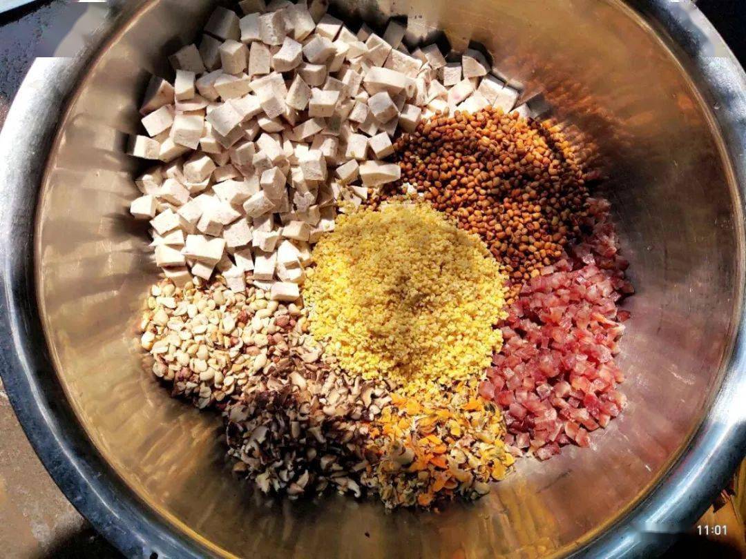 原来罗定的粽子有那么多种馅料.