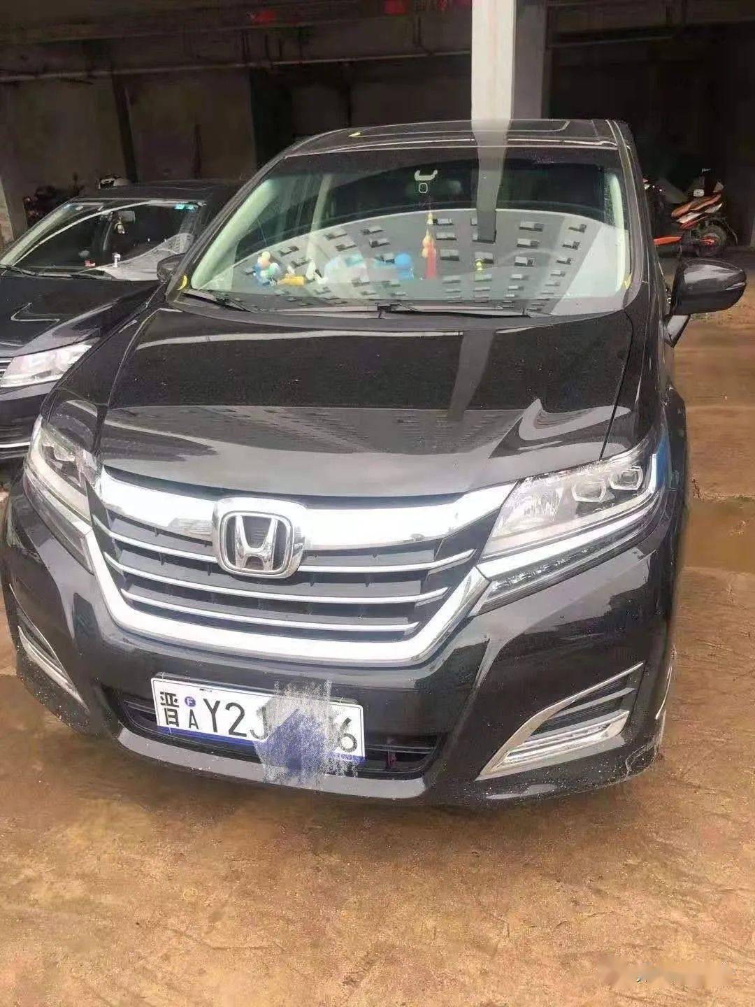 新款车牌亮相太原白底黑字颜值高