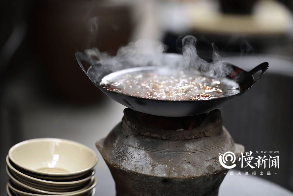 老重庆火锅曾流行一个人吃九宫格原是八格关于重庆老火锅的这些传闻