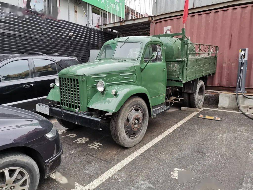 路边的经典——罕见的跃进nj130