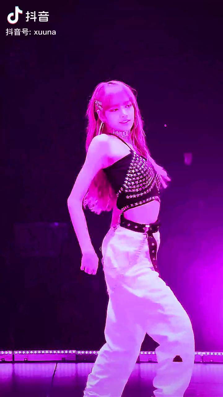 福利lisa稀有solo舞蹈视频建议收藏blackpinklisa