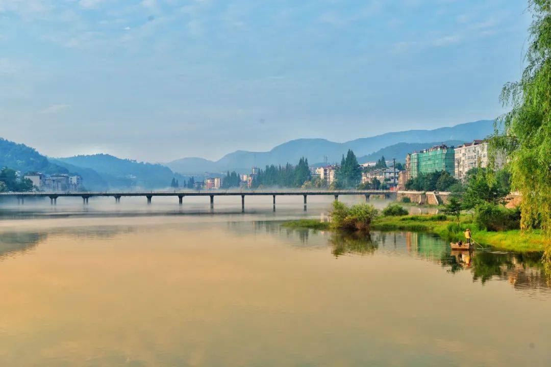 金寨有一个地方叫梅山