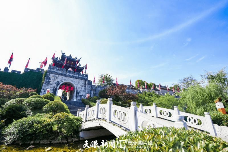 贵州旅游景点排行榜_中国景区差评率排行榜,第一名竟然是贵州黄果树!