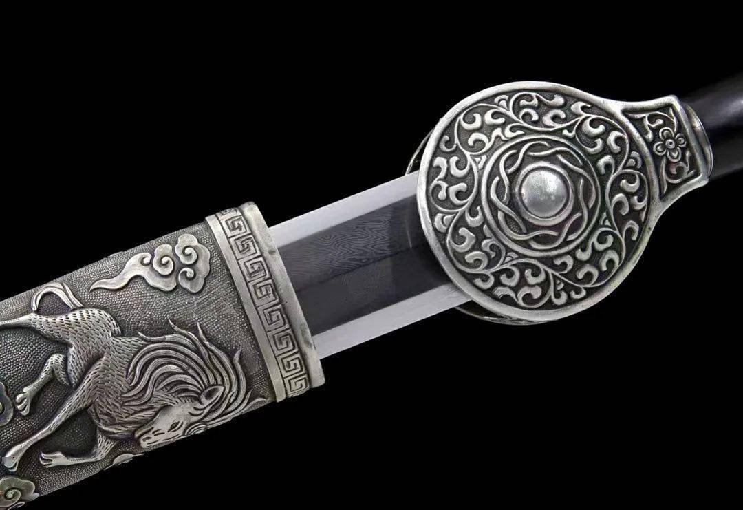 宝剑中的王者可镇宅辟邪招财纳福