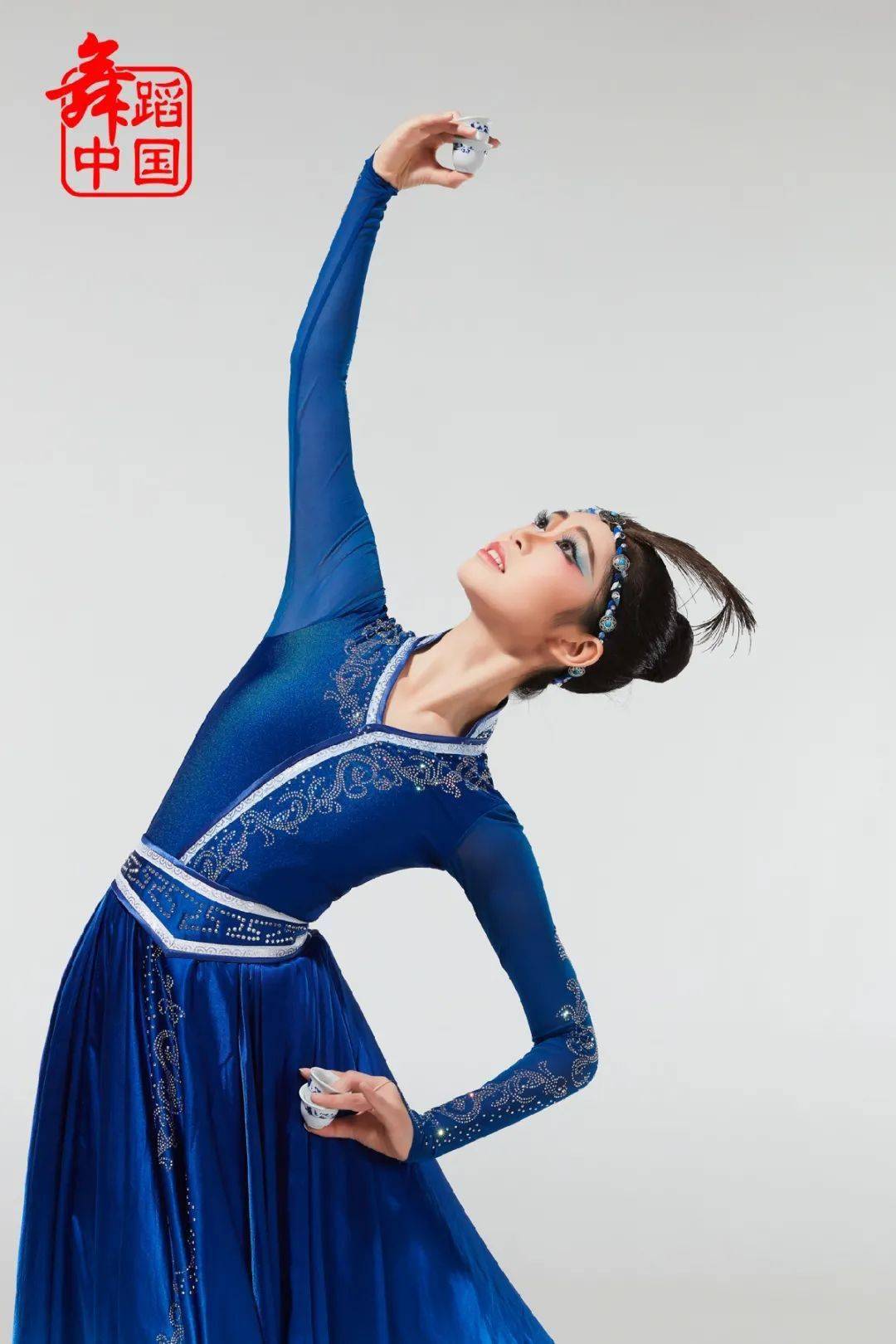 "舞蹈中国艺术团"暑假助你变 女神_演出