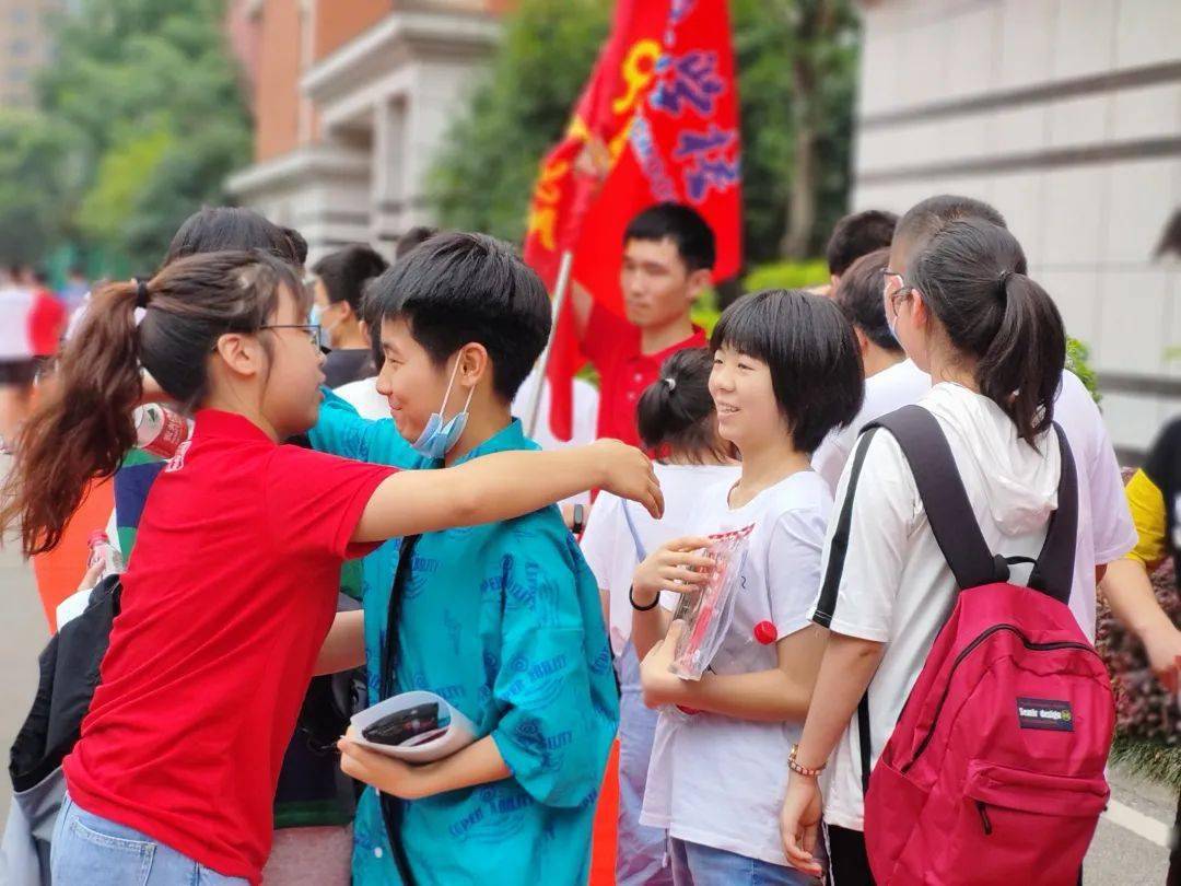 多图直击中考首日!_望城