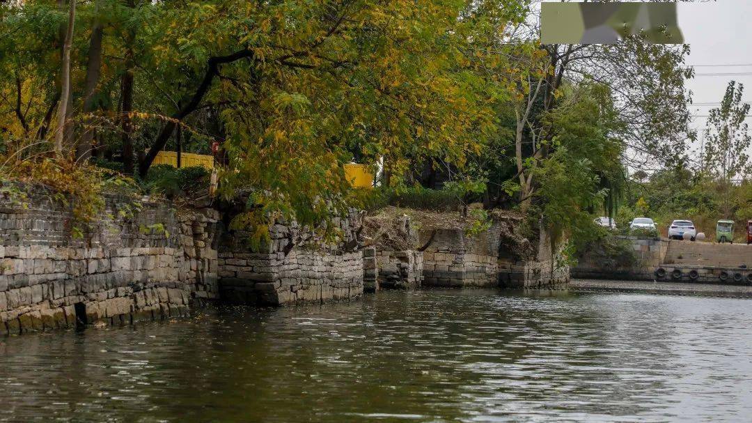 近年来,由于受自然因素影响,台儿庄(月河)段的古驳岸,古码头及水工