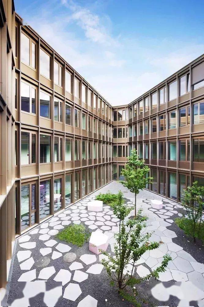 各种类型的中庭景观启发无限设计构想