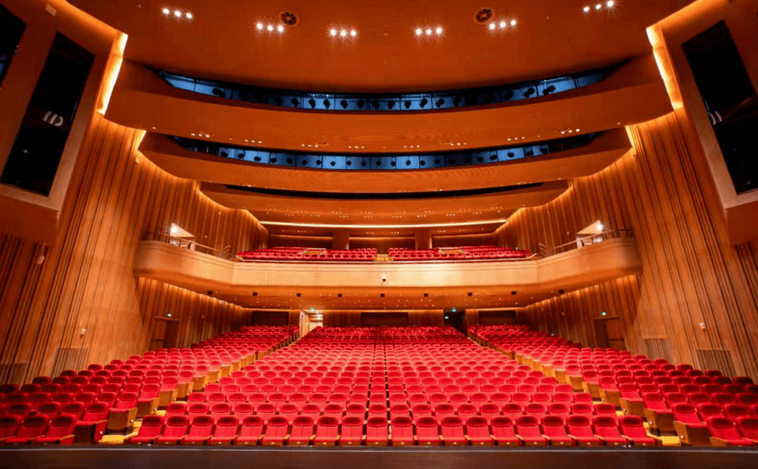 1 挑战赛d —— 湖南大剧院报名方式 .扫码即可报名报名时间 .