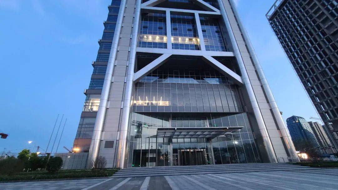 绍兴图说镜湖瑞丰银行大楼落成亮相