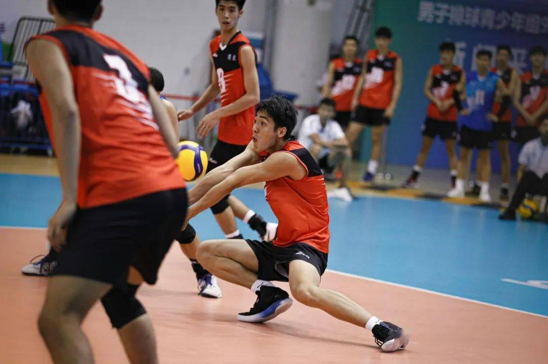 全运排球全运会男子排球青少年组资格赛圆满结束福建男青获得第12名