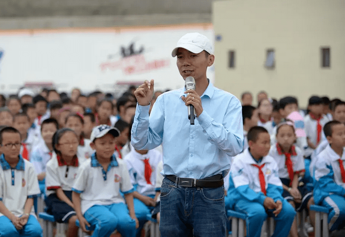 重庆影视城(江津白沙)陕西西安的国内新锐导演张忠华专程前往为给电影