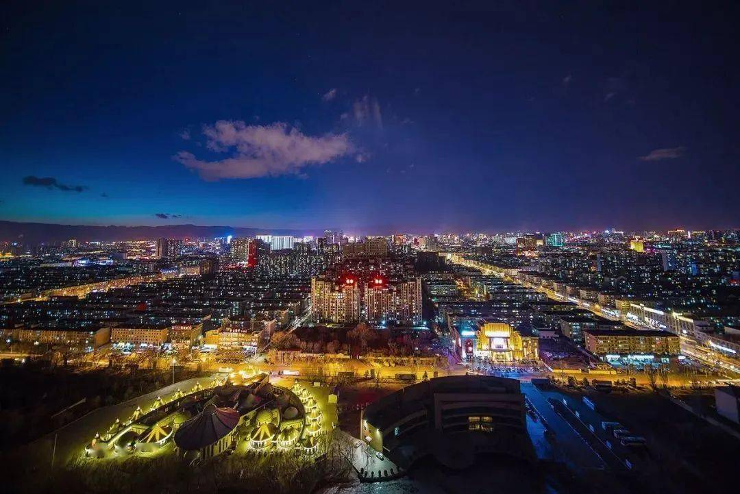 呼市"醉美"夜景在这儿!一大波美图来袭_呼和浩特