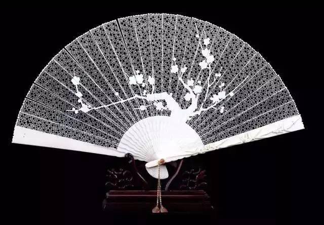 中国风古扇,惊艳世界的美!_扇子